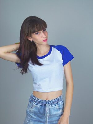 Blusa Cropped Raglan Azul Caneta (5)