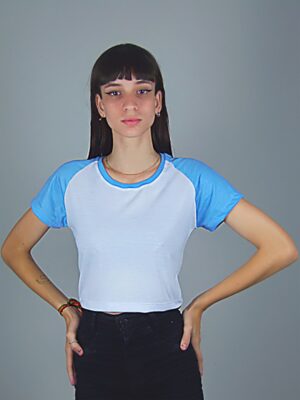 Blusa Cropped Raglan Azul Soltinha Lisa Sem Estampa (1)