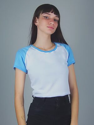 Blusa Cropped Raglan Azul Soltinha Lisa Sem Estampa (4)