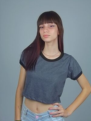 Blusa Cropped Ringer tee Chumbo Soltinha Lisa Sem Estampa_ (1)