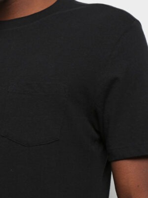 Camiseta Básica Preto Com Bolso Sem Estampa - No Sense (4)
