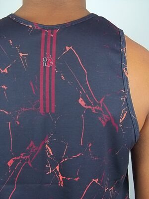 Camiseta Regata Preto Estampado Efeito Rajado (6)