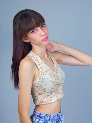 Cropped Regata Canelado Bege Folhas de Outono_ (1)
