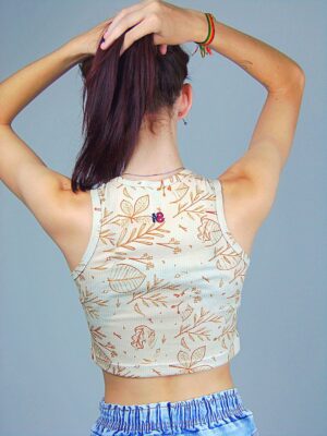 Cropped Regata Canelado Bege Folhas de Outono_ (9)