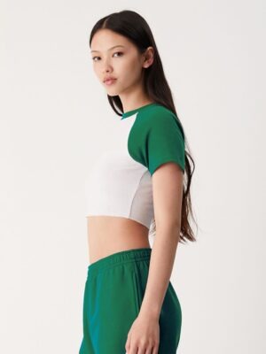 Blusa Cropped Raglan Verde Bandeira Soltinha Lisa (4)