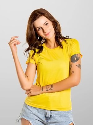Camisetas Feminina Babylook Básica Amarelo Canário Lisa Sem Estampa - No Sense (1)